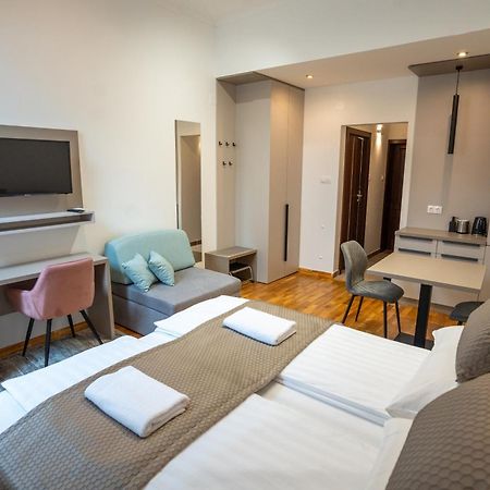 Vegvar Spa Apartman Gyula Eksteriør bilde