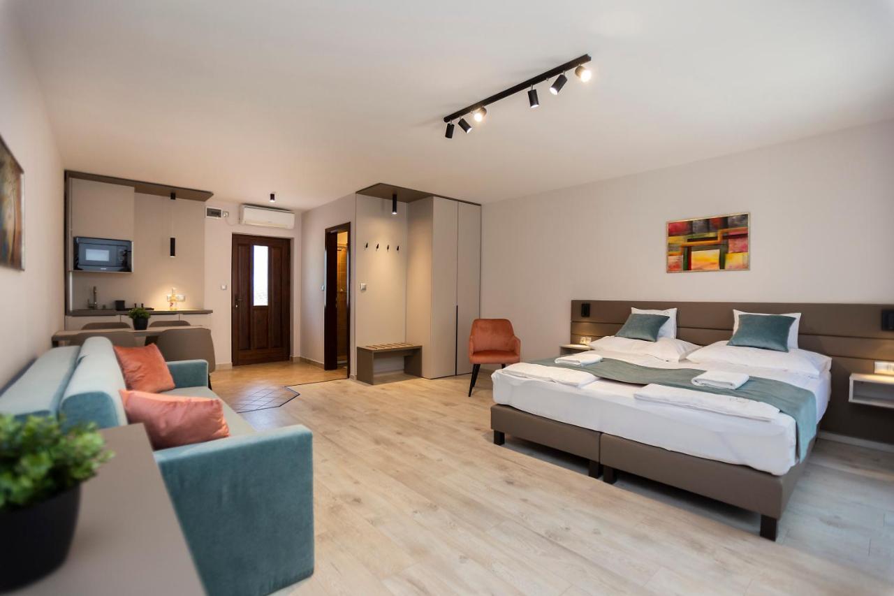 Vegvar Spa Apartman Gyula Eksteriør bilde