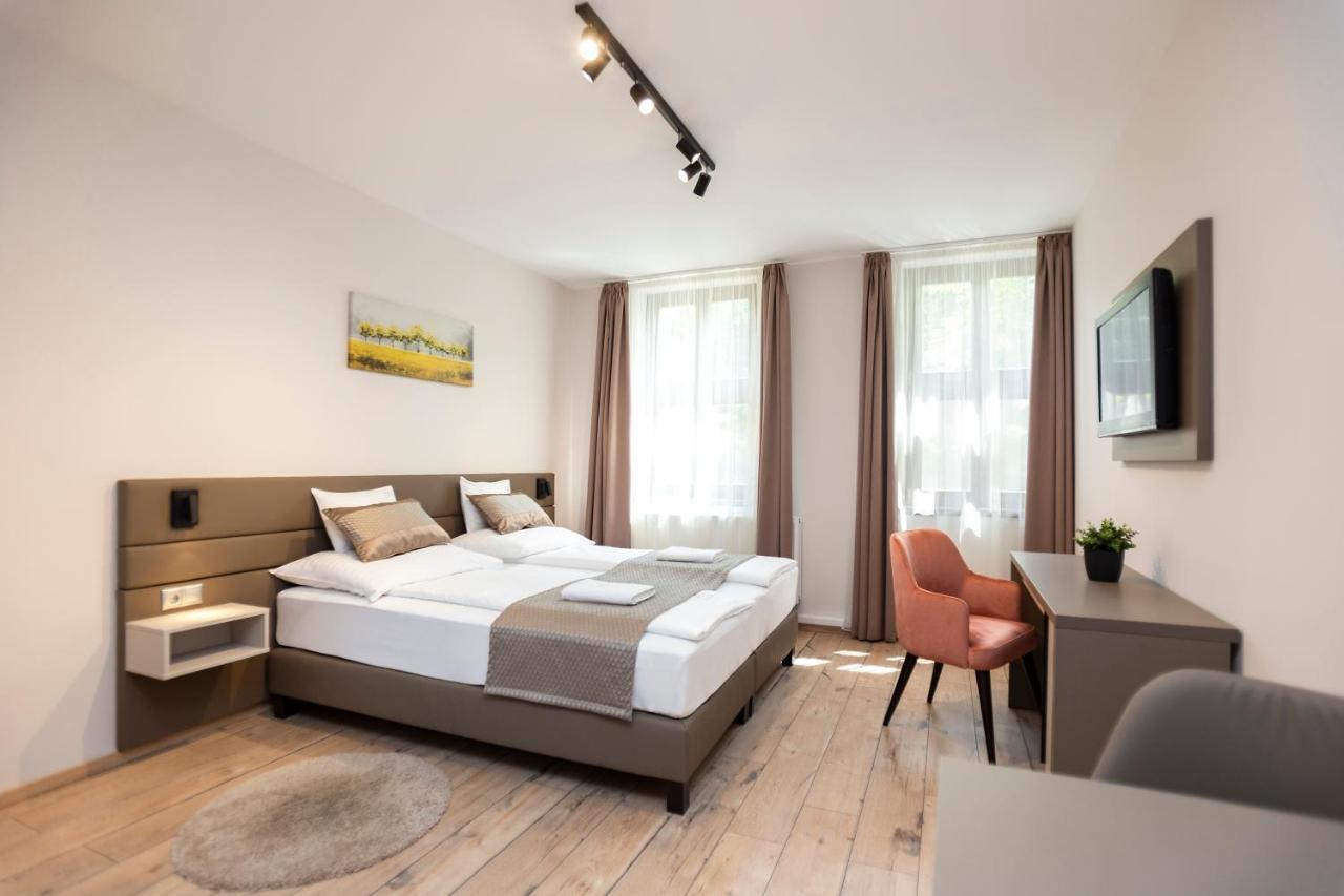 Vegvar Spa Apartman Gyula Eksteriør bilde
