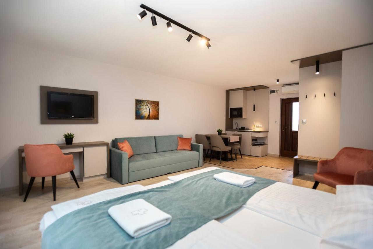Vegvar Spa Apartman Gyula Eksteriør bilde