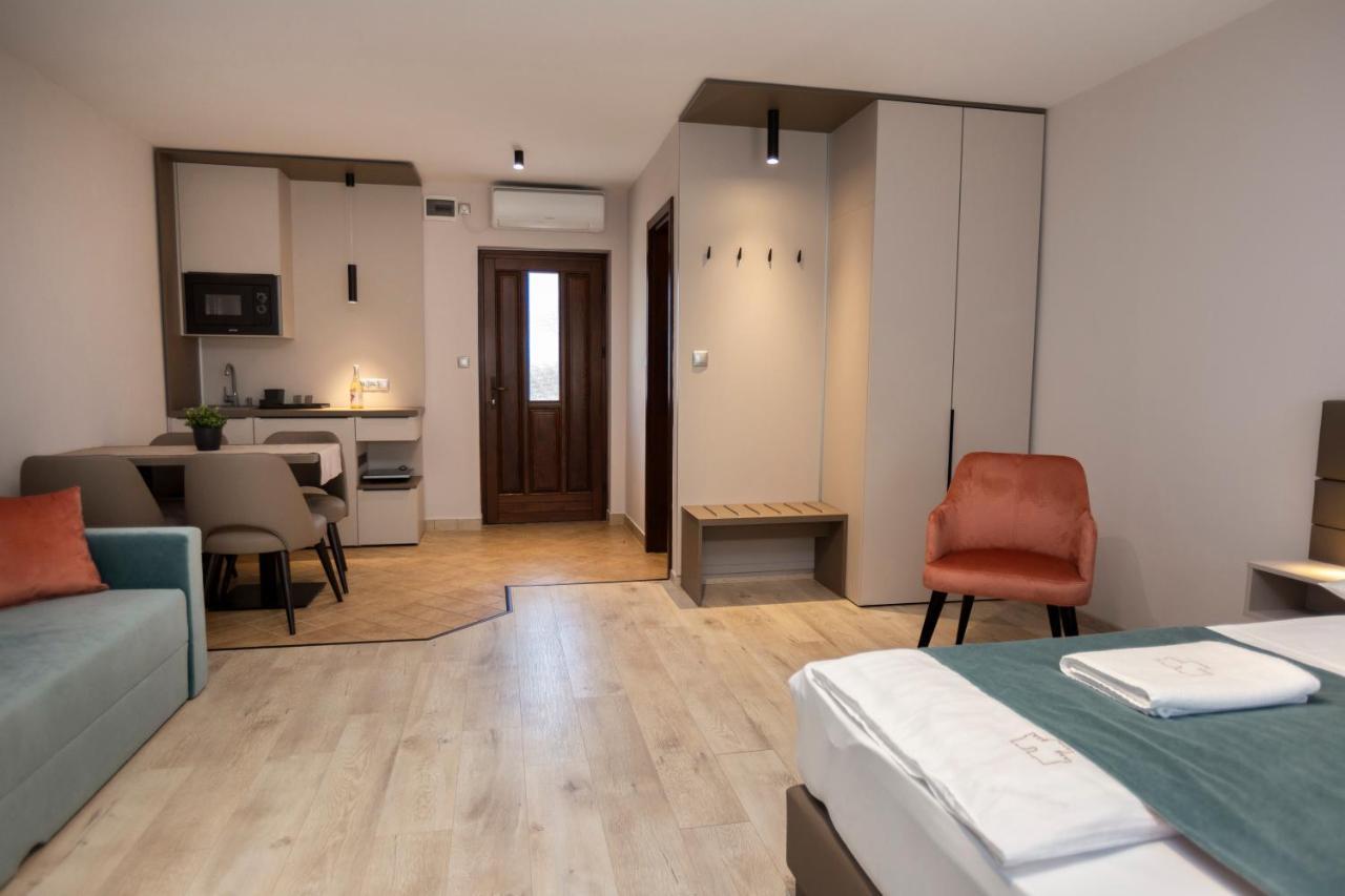 Vegvar Spa Apartman Gyula Eksteriør bilde