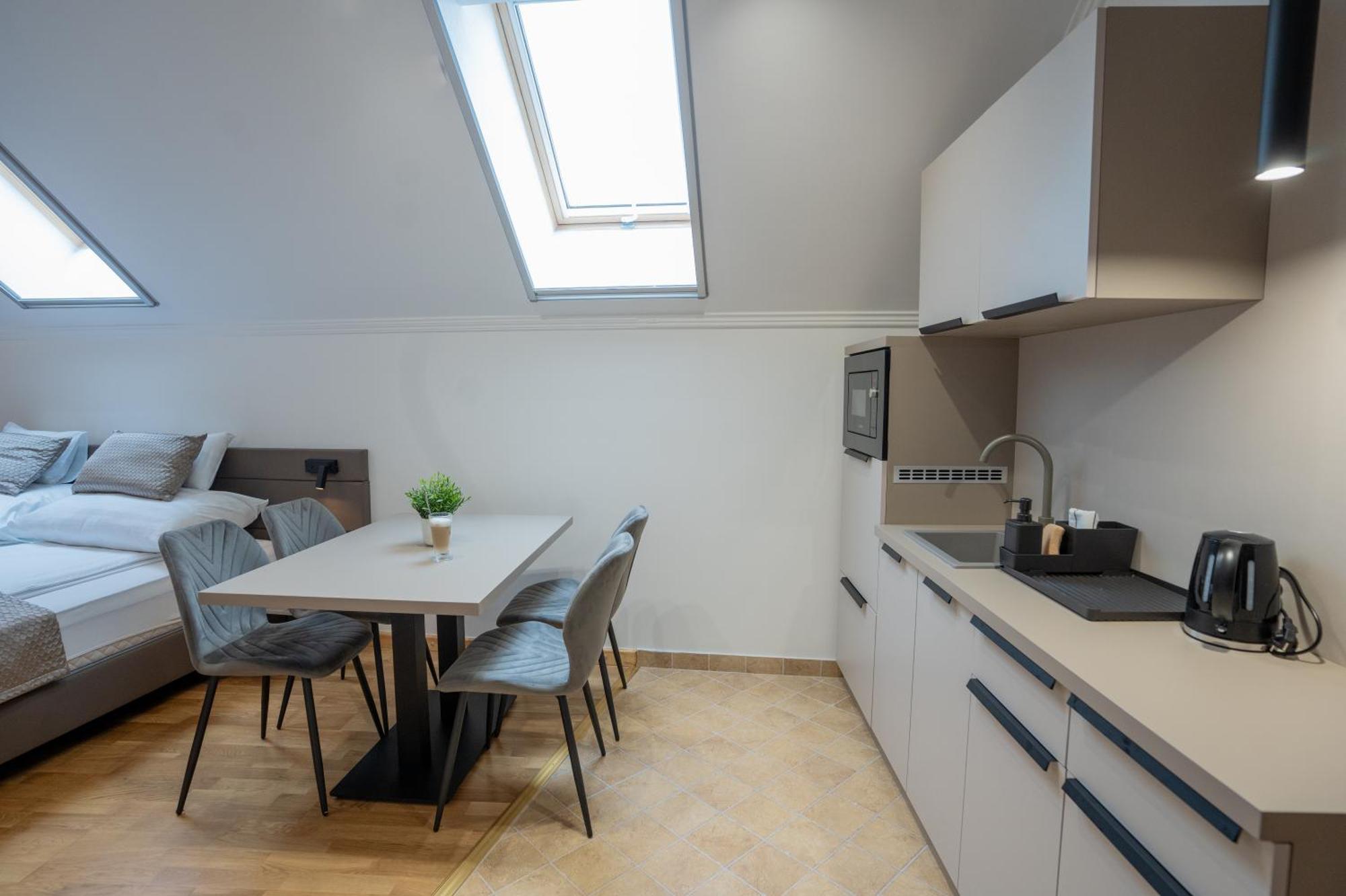 Vegvar Spa Apartman Gyula Eksteriør bilde